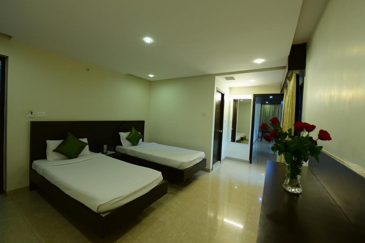 Rns One Hotel Subrahmanya Eksteriør billede